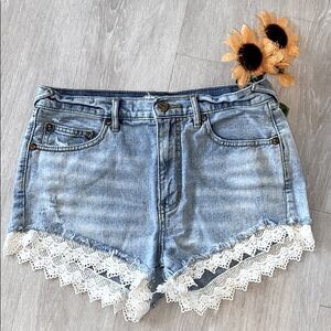 Free People Lace‎ Trim High Rise Distressed Denim shorts 28